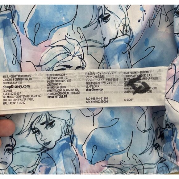 Disney Park Frozen Elsa Anna Cape Silver Jacket Size 4 Toddler Girl Parks Trip - Picture 3 of 16